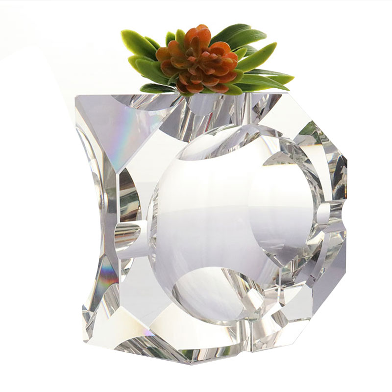 Enkelt geometrisk design gennemsigtigt glas krystal askebæger