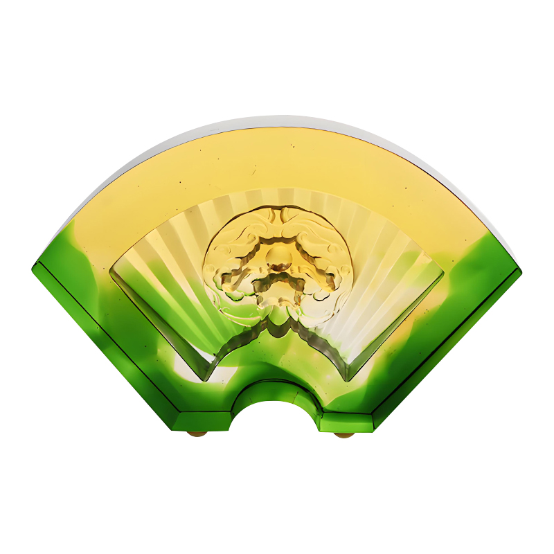 Kinesiske vifteformede ornamenter af glaseret glas