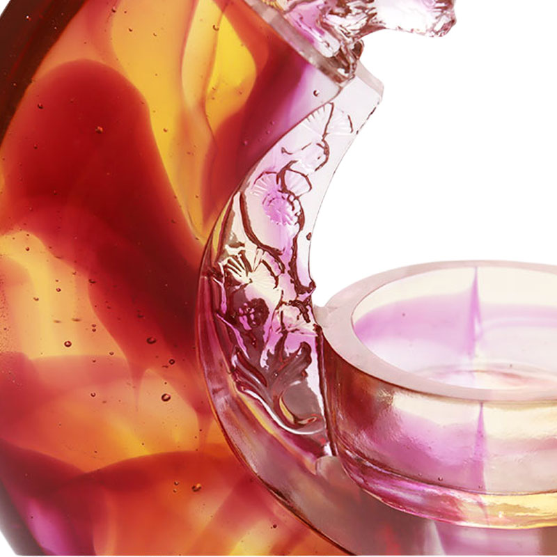 Lilla farvet glasur lysestage