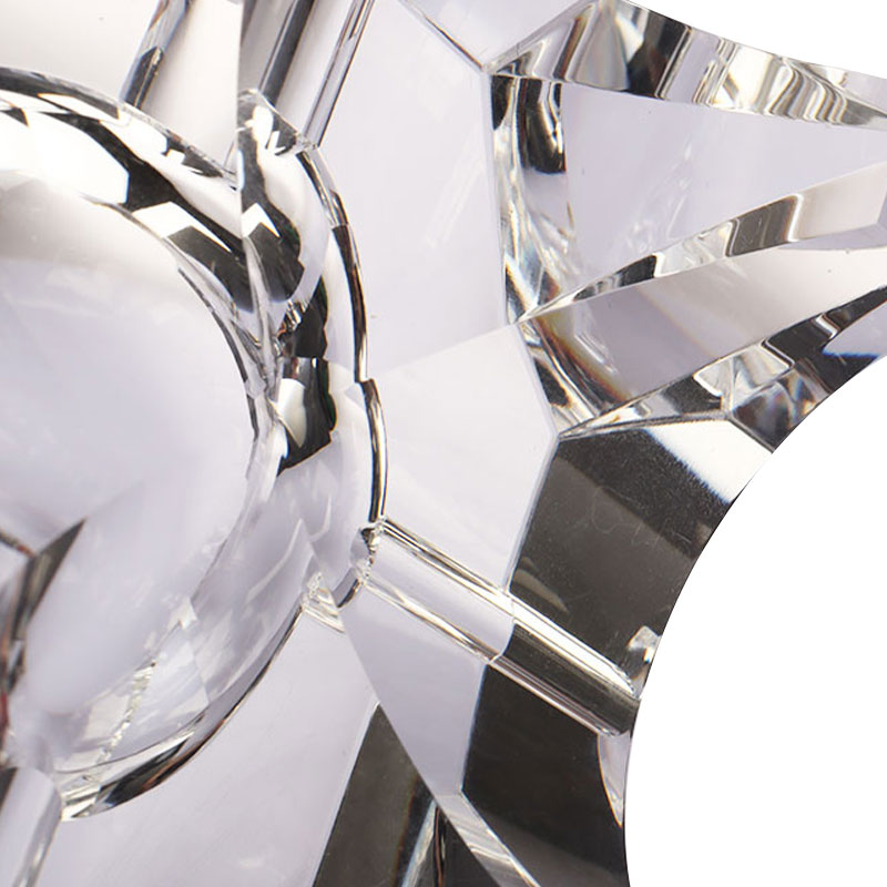 Enkelt geometrisk design gennemsigtigt glas krystal askebæger