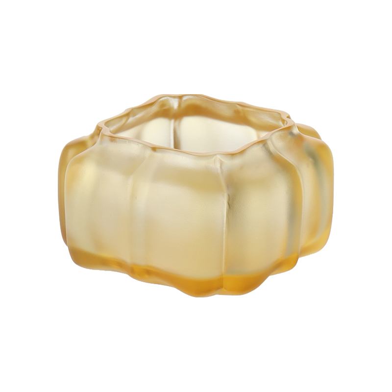 Lilla krystalglas græskarformet vandgryde