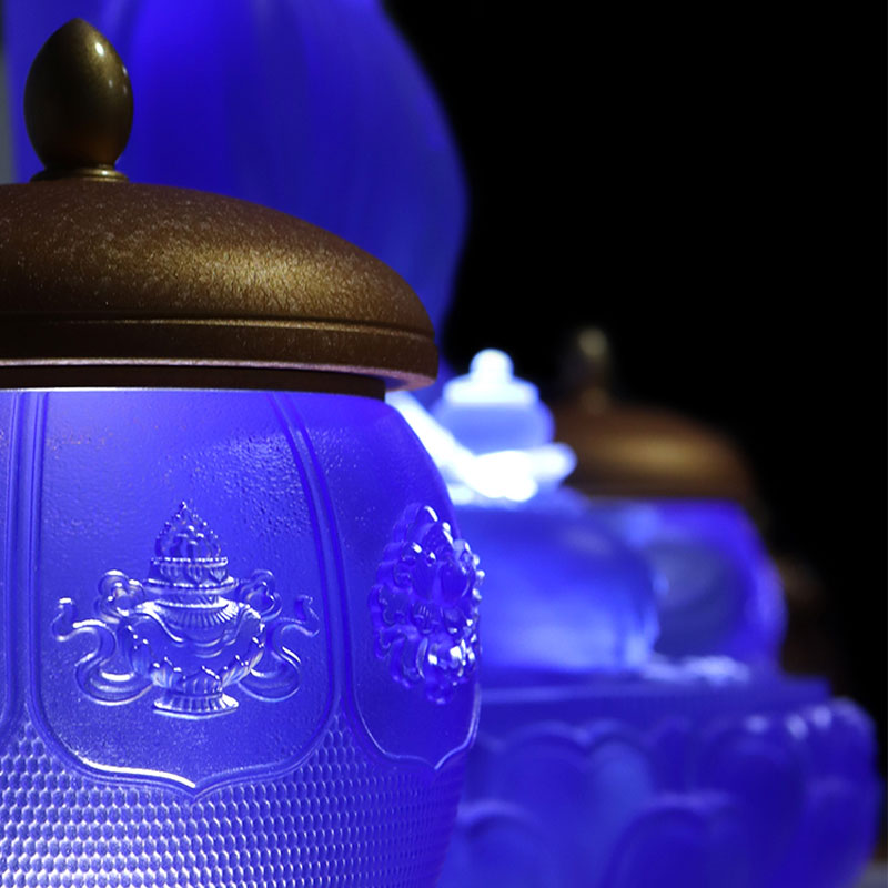 Otte Treasures Lotus-serien buddhistiske alter krystalglas tilbud sæt